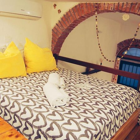 Il Soppalco Bed & Breakfast กอร์นิญา ภายนอก รูปภาพ