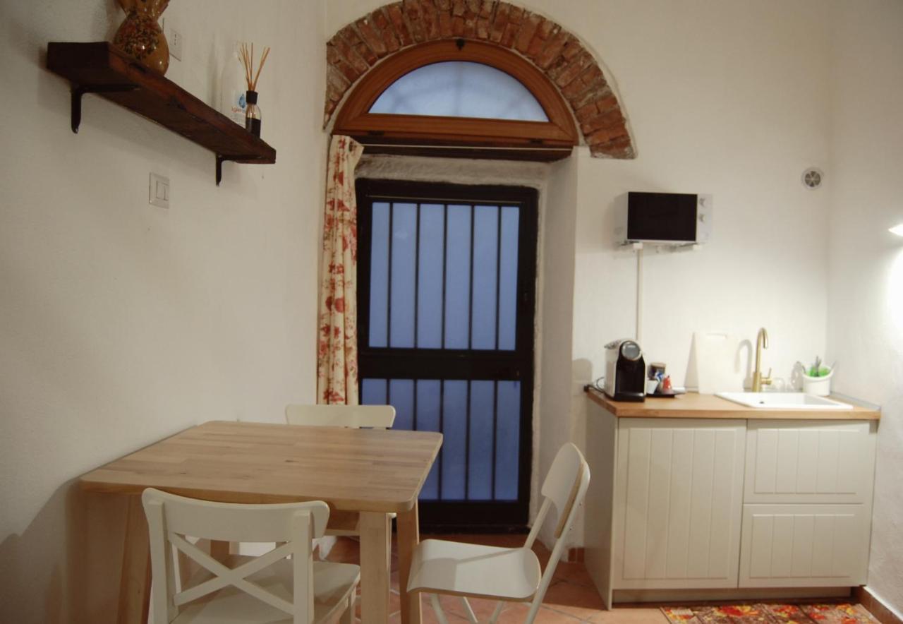 Il Soppalco Bed & Breakfast กอร์นิญา ภายนอก รูปภาพ