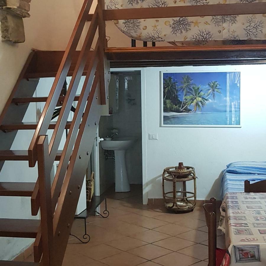 Il Soppalco Bed & Breakfast กอร์นิญา ภายนอก รูปภาพ